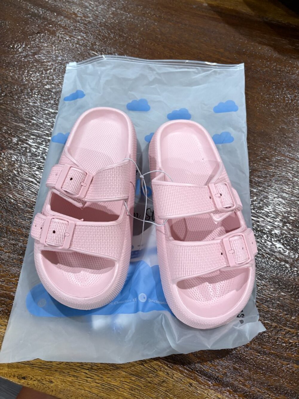 The Cloudies Pink Slip on Slides Lightweight  Shoes  Original Eva  sz 7.5 - 9